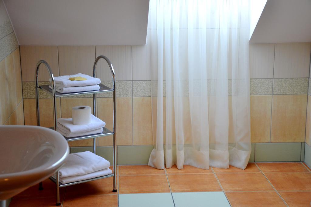 Hotel Nowodworski Lehnice Pokoj fotografie