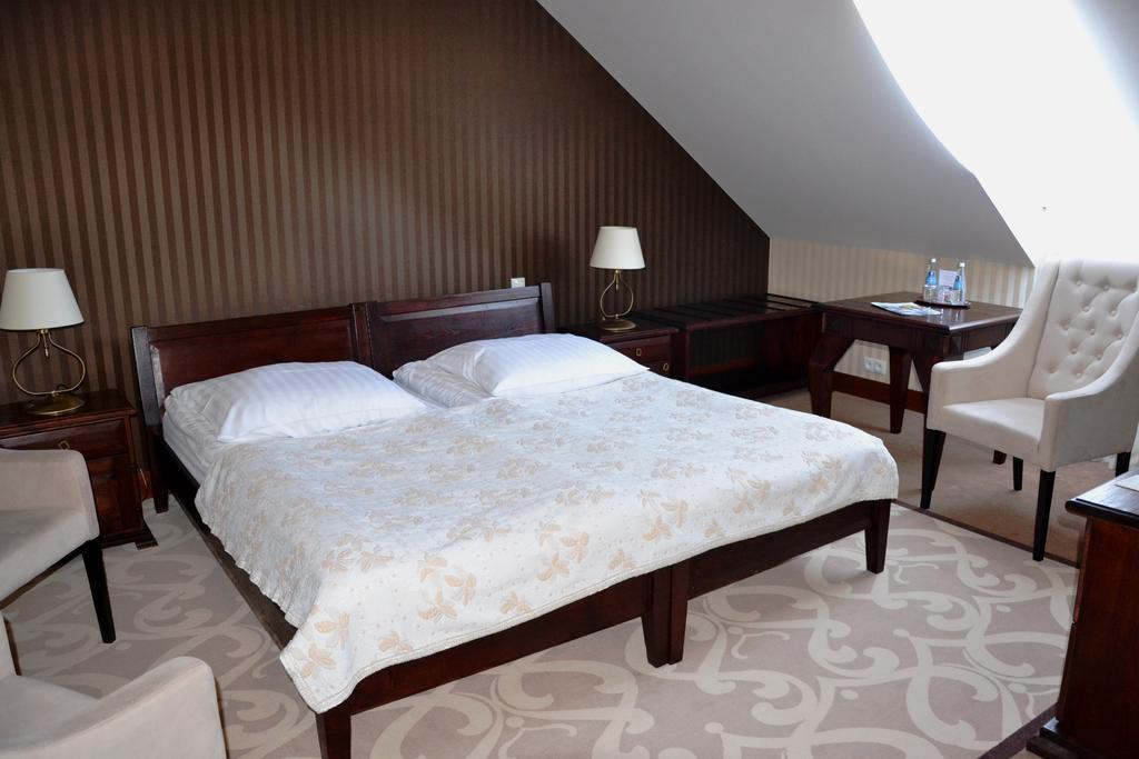 Hotel Nowodworski Lehnice Pokoj fotografie